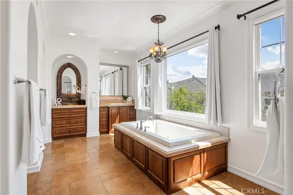 $19,350 | 8005 South Bell Crest Drive, Los Angeles, CA 90045