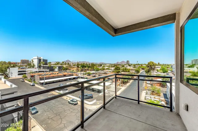 $600,000 | 3131 North Central Avenue, Unit 4015, Phoenix, AZ 85012