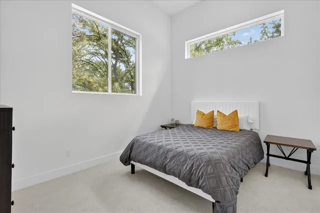 $875,000 | 111 Nob Hill Circle, Malakoff, TX 75148