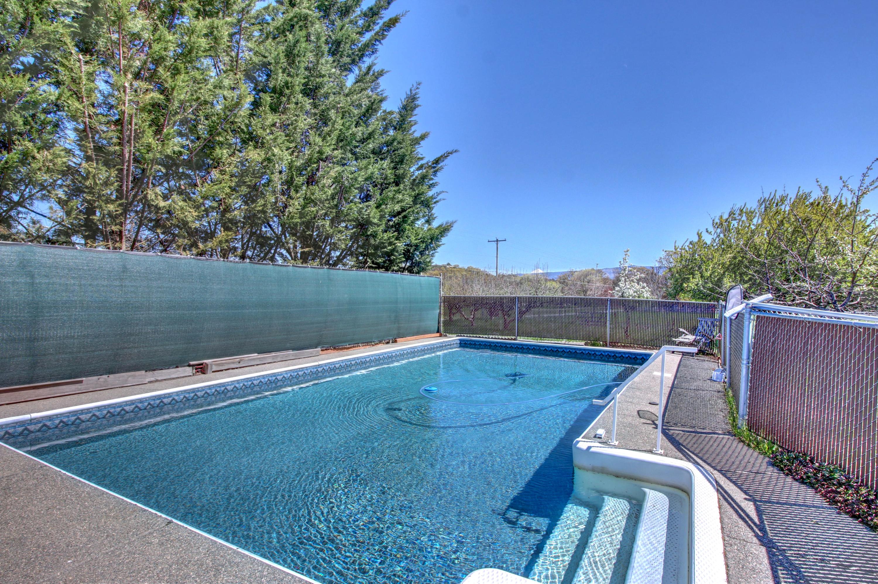 3055 Burrell Road Medford, OR 97501 - Photo 42 of 45 06 Pool