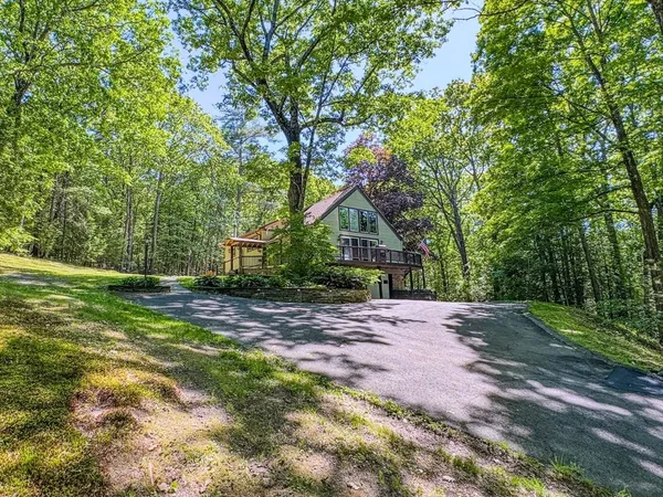 $469,900 | 70 Lovers Lane, Greenfield, MA 01301
