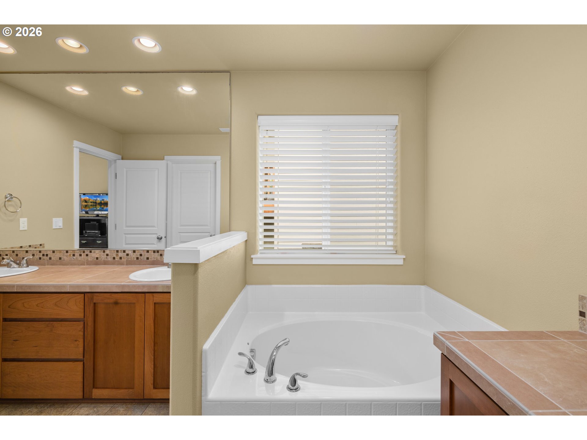 15623 Southwest Raphael Lane Portland, OR 97224 - Photo 27 of 40