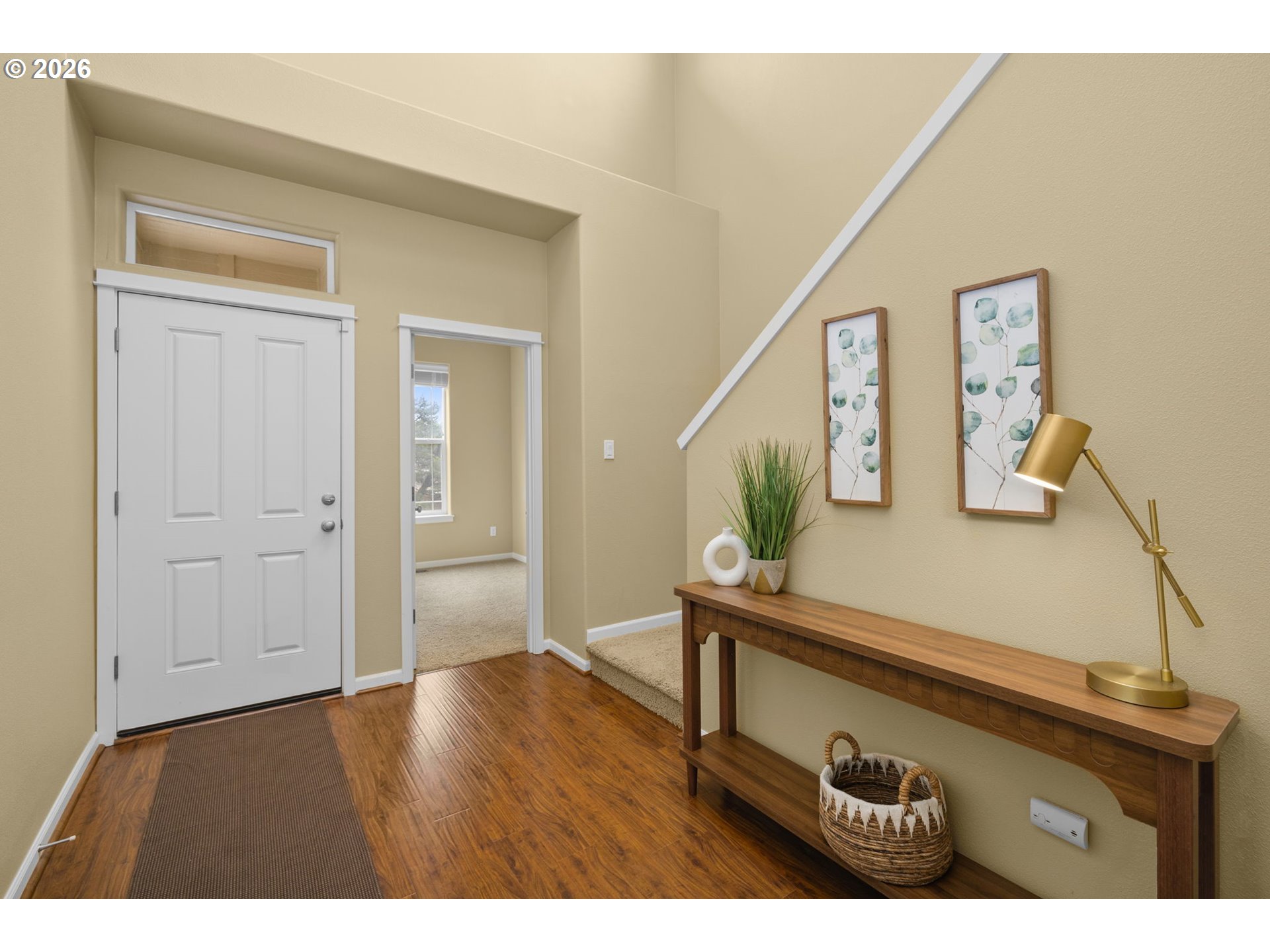 15623 Southwest Raphael Lane Portland, OR 97224 - Photo 3 of 40 Entrance/Foyer