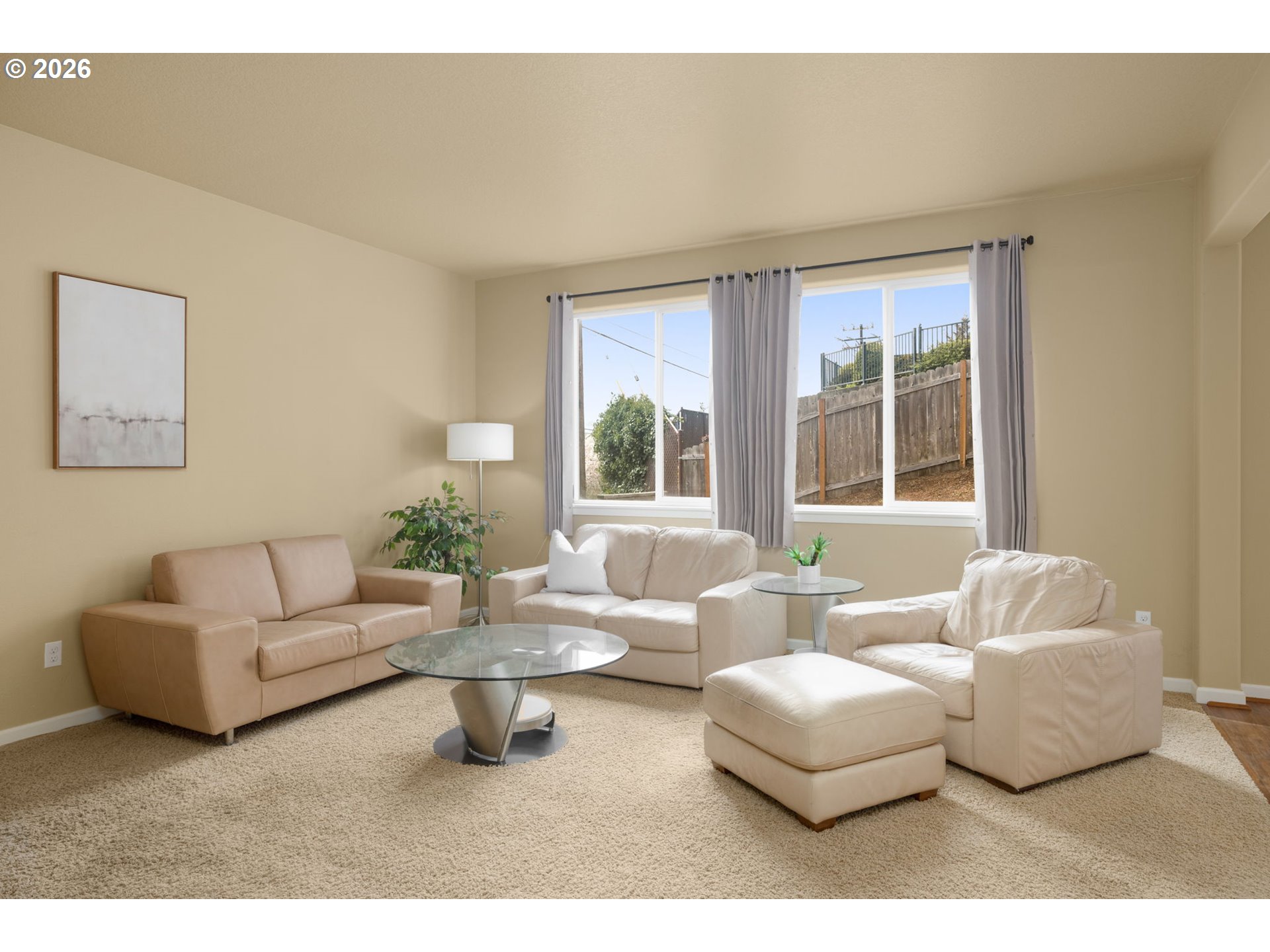 15623 Southwest Raphael Lane Portland, OR 97224 - Photo 6 of 40 Living Room
