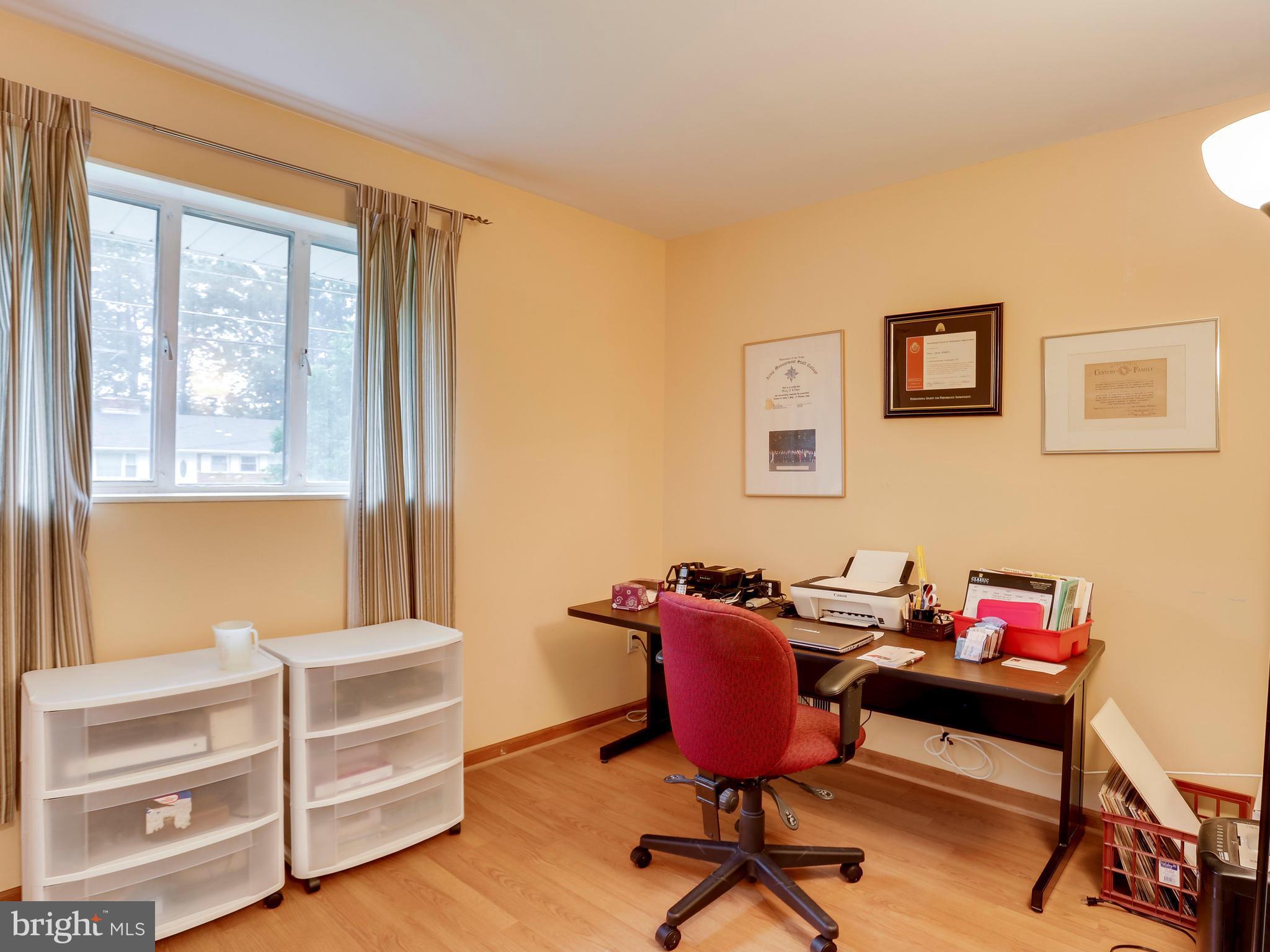 6226 Dana Avenue Springfield, VA 22150 - Photo 17 of 21 Bedroom