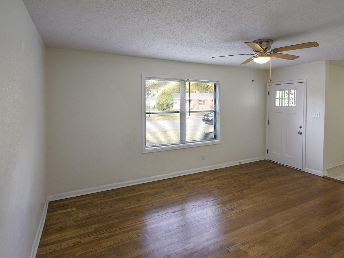 1790 Capri Road Memphis, TN 38117 - Photo 5 of 11