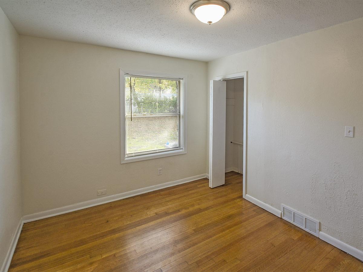 1790 Capri Road Memphis, TN 38117 - Photo 9 of 11