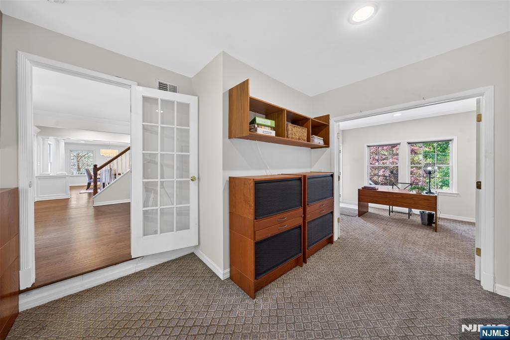 154 Unadilla Road Ridgewood, NJ 07450 - Photo 17 of 36