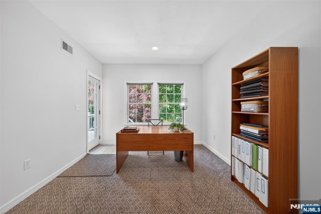 154 Unadilla Road Ridgewood, NJ 07450 - Photo 18 of 36