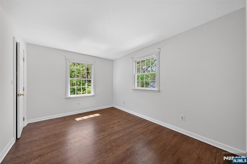 154 Unadilla Road Ridgewood, NJ 07450 - Photo 28 of 36