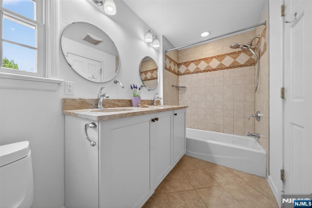 154 Unadilla Road Ridgewood, NJ 07450 - Photo 30 of 36