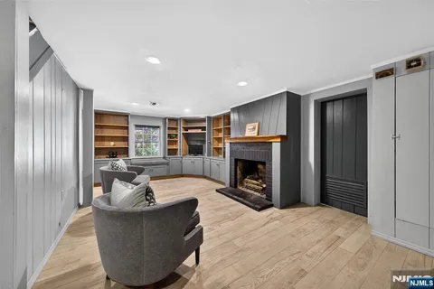 $1,695,000 | 154 Unadilla Road, Ridgewood, NJ 07450