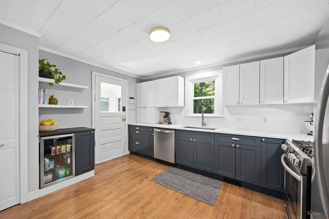 $369,900 | 217 North 6th Street, St. Charles, IL 60174