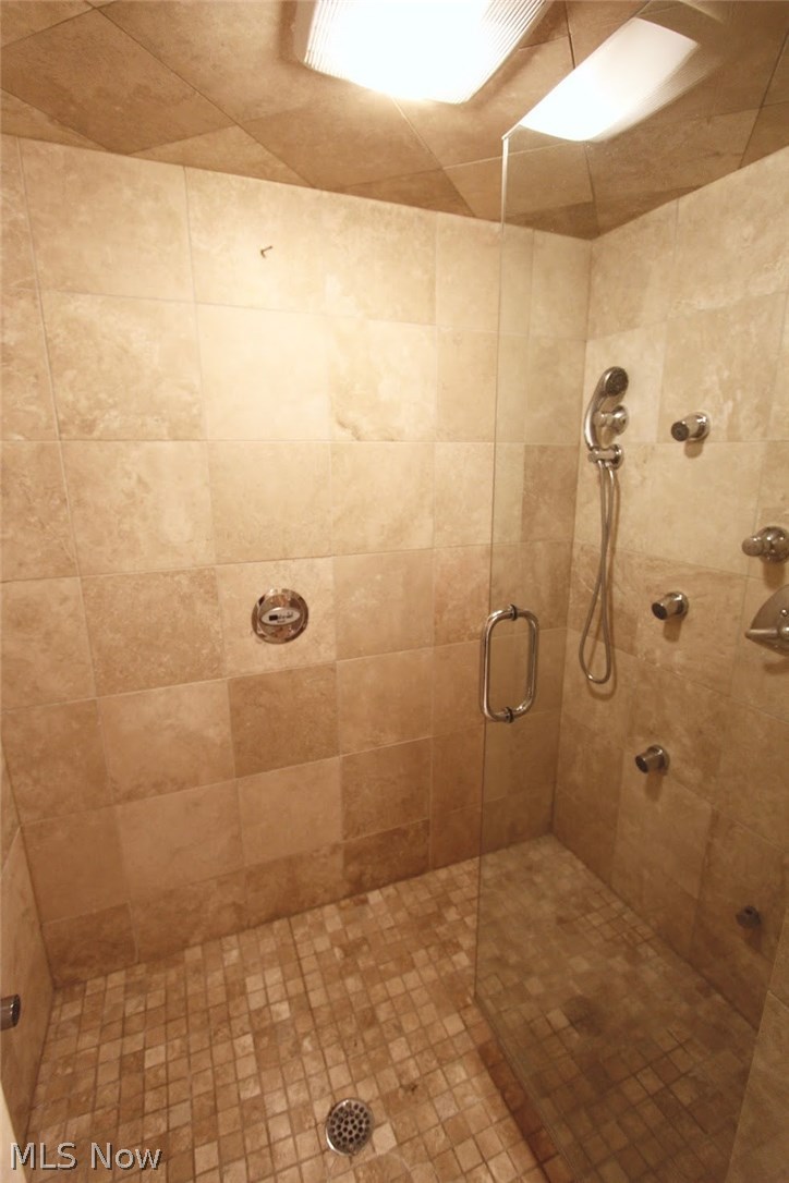 3512 Sutton Road Pepper Pike, OH 44122 - Photo 14 of 26 Gallery Image 14