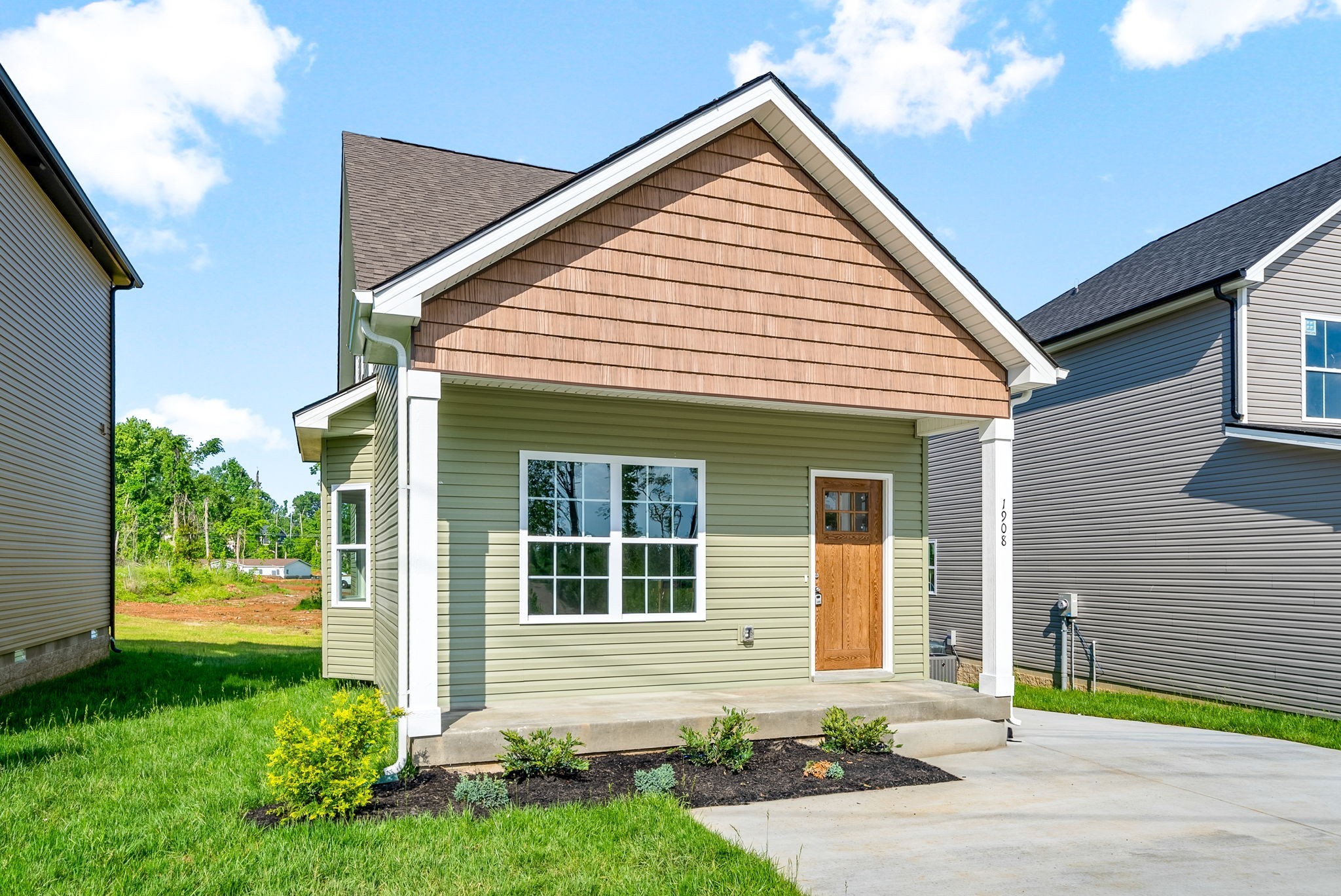 1908 Evans Road Clarksville, TN 37042 - Photo 25 of 27 Gallery Image 25