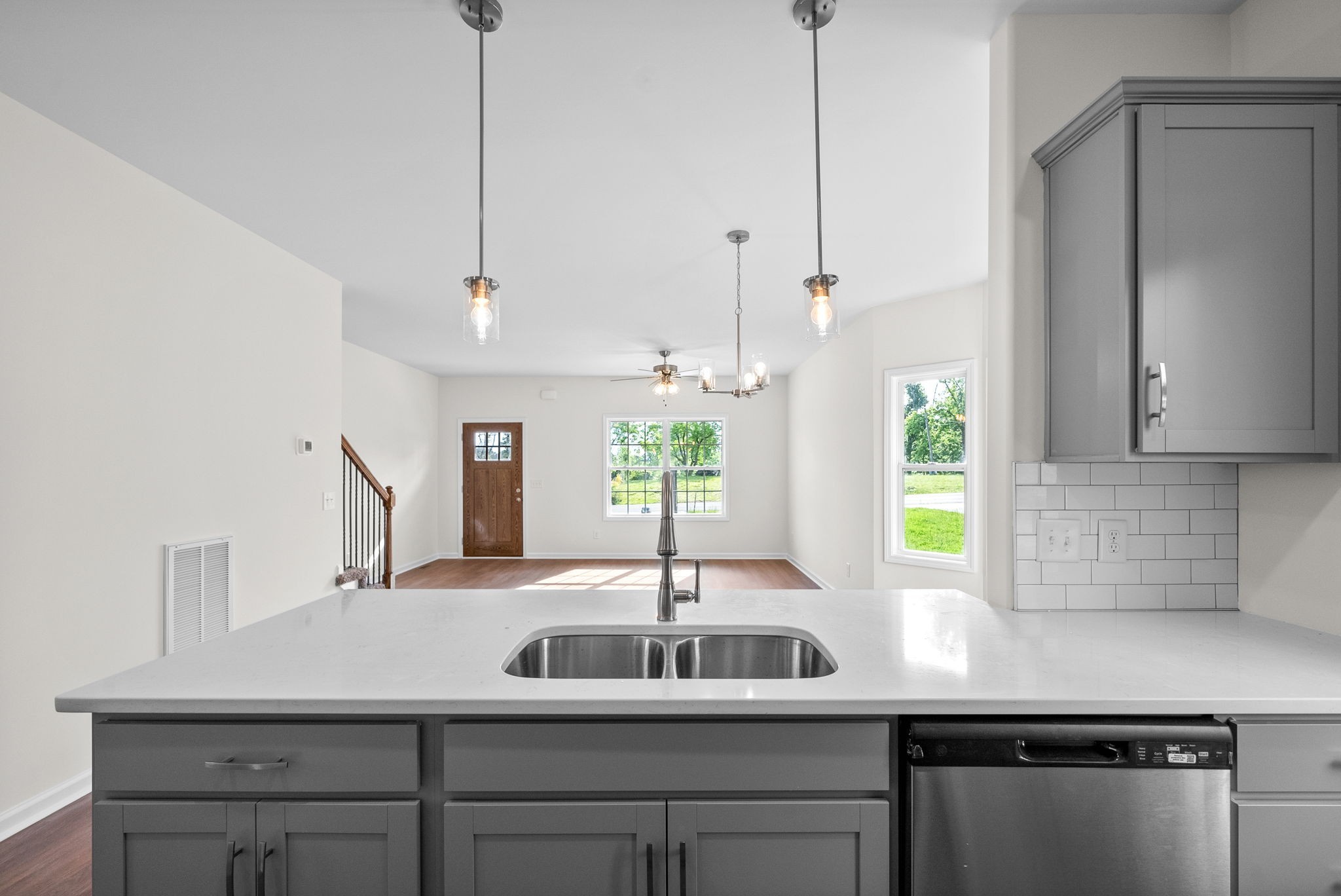 1908 Evans Road Clarksville, TN 37042 - Photo 9 of 27 Gallery Image 9