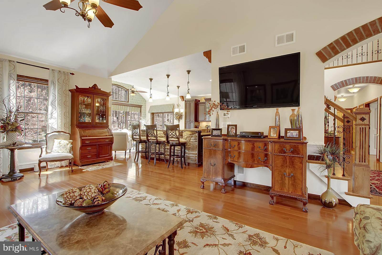 1098 Moulstown Road Hanover, PA 17331 - Photo 11 of 38