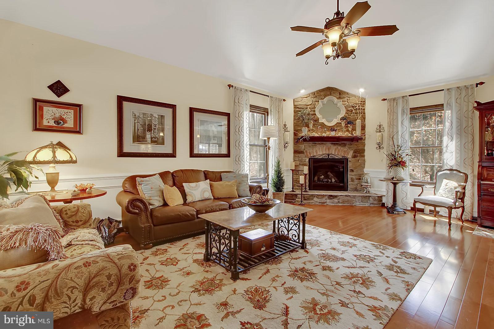 1098 Moulstown Road Hanover, PA 17331 - Photo 7 of 38