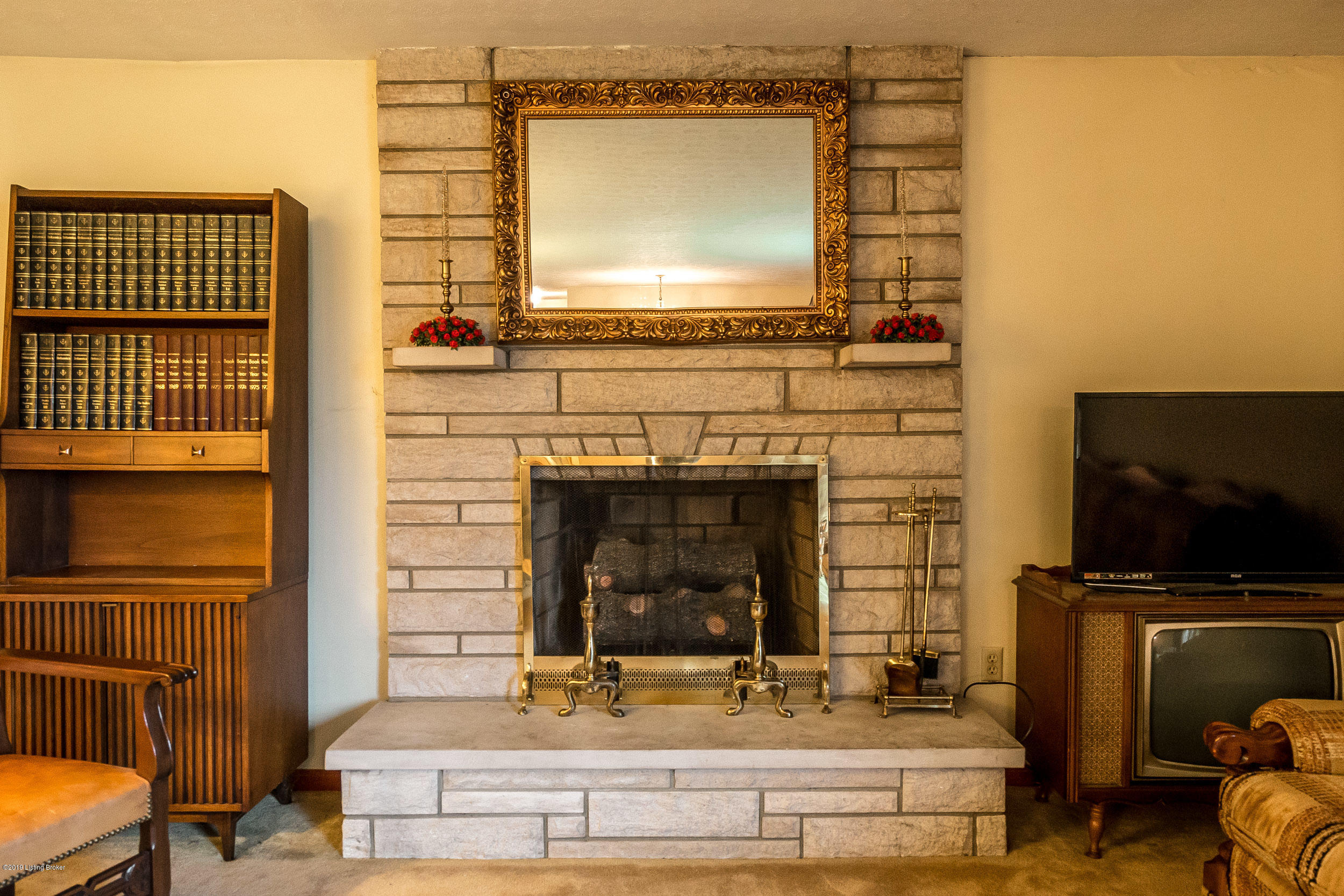 7401 Mt Washington Road Louisville, KY 40229 - Photo 17 of 35 7401 Mount Washington Road-27
