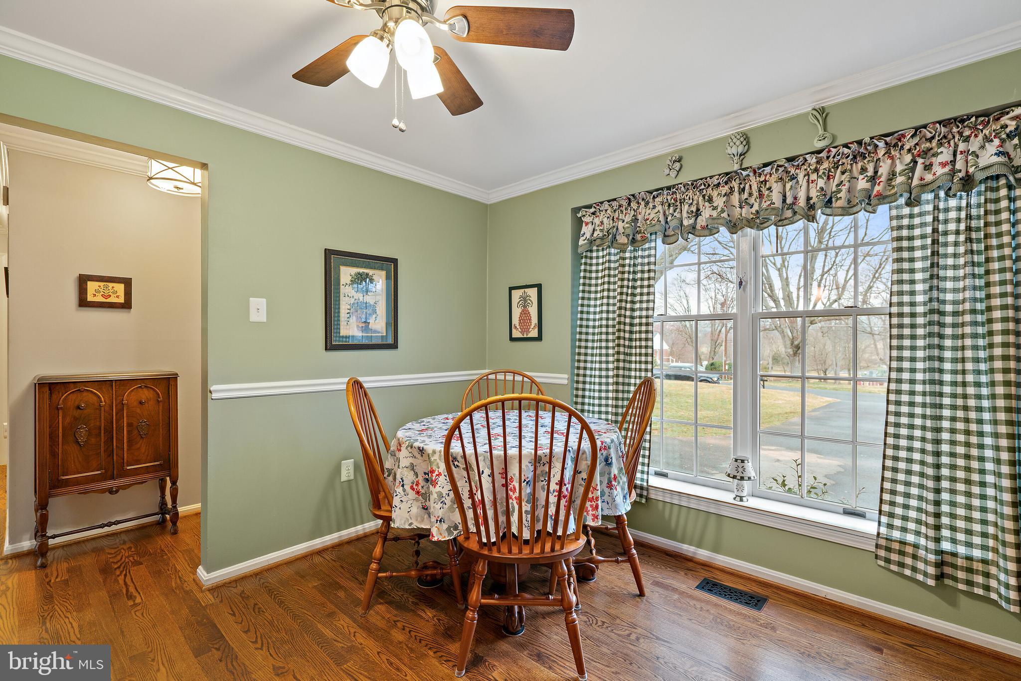 509 Foxcroft Road Warrenton, VA 20186 - Photo 12 of 38 Dining area