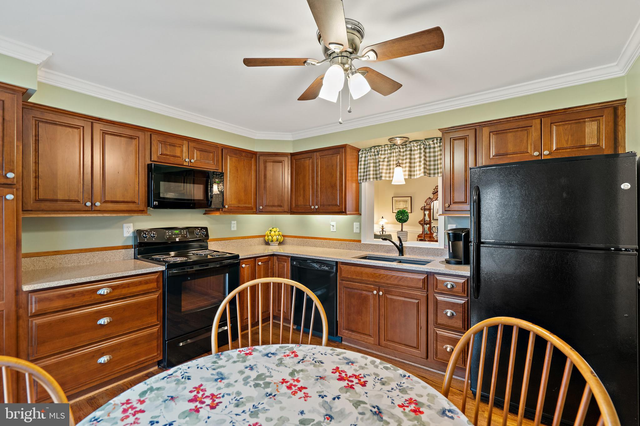 509 Foxcroft Road Warrenton, VA 20186 - Photo 14 of 38 Granite countertops and black appliances