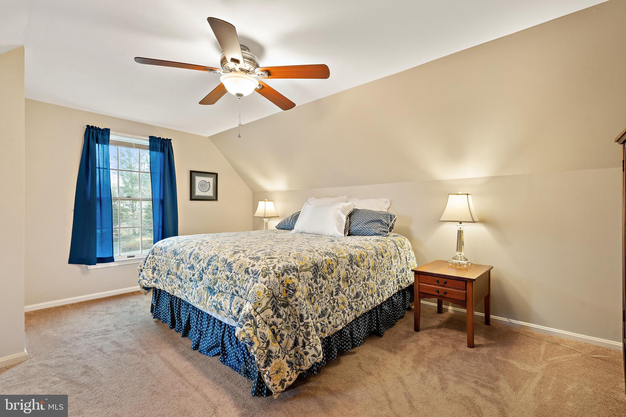 509 Foxcroft Road Warrenton, VA 20186 - Photo 24 of 38 Bedroom #3 from hallway