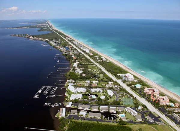 $395,000 | 1550 Northeast Ocean Boulevard, Unit B101, Jensen Beach, FL 34957