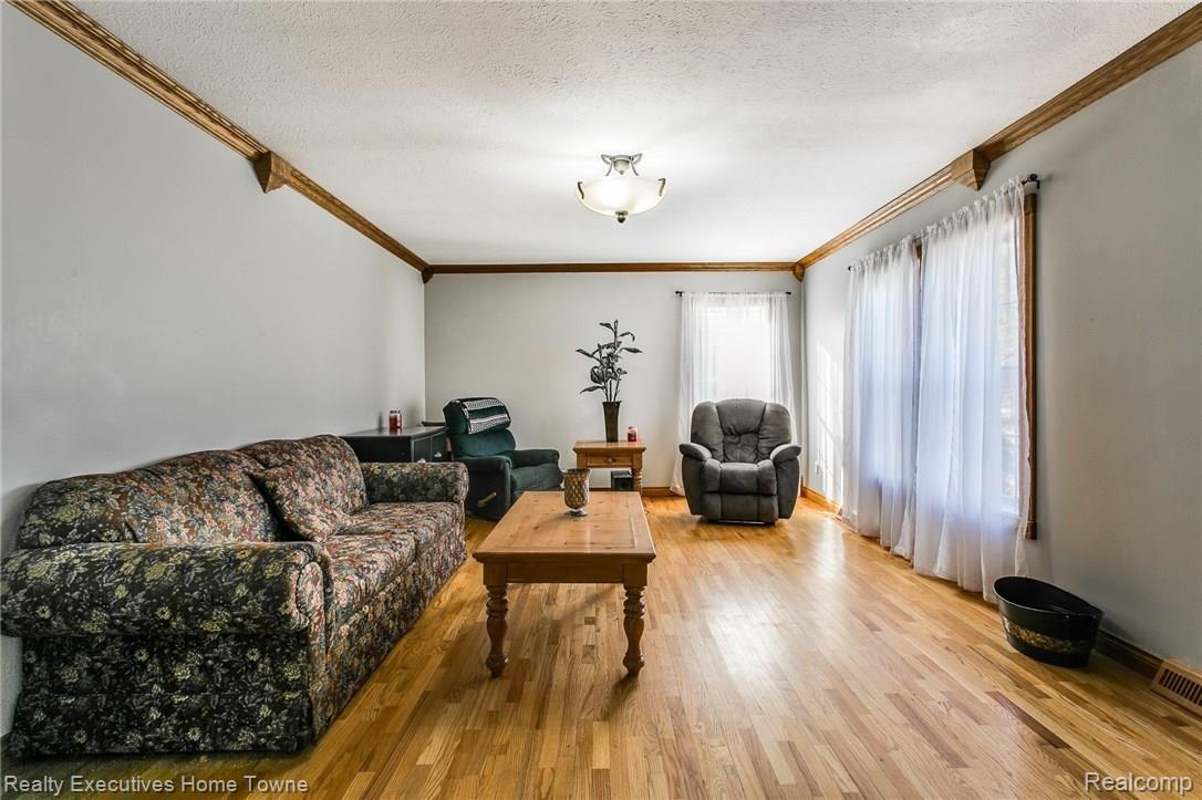 8619 Imlay City Road Avoca, MI 48006 - Photo 24 of 35 8619 Imlay City Rd-15.JPG