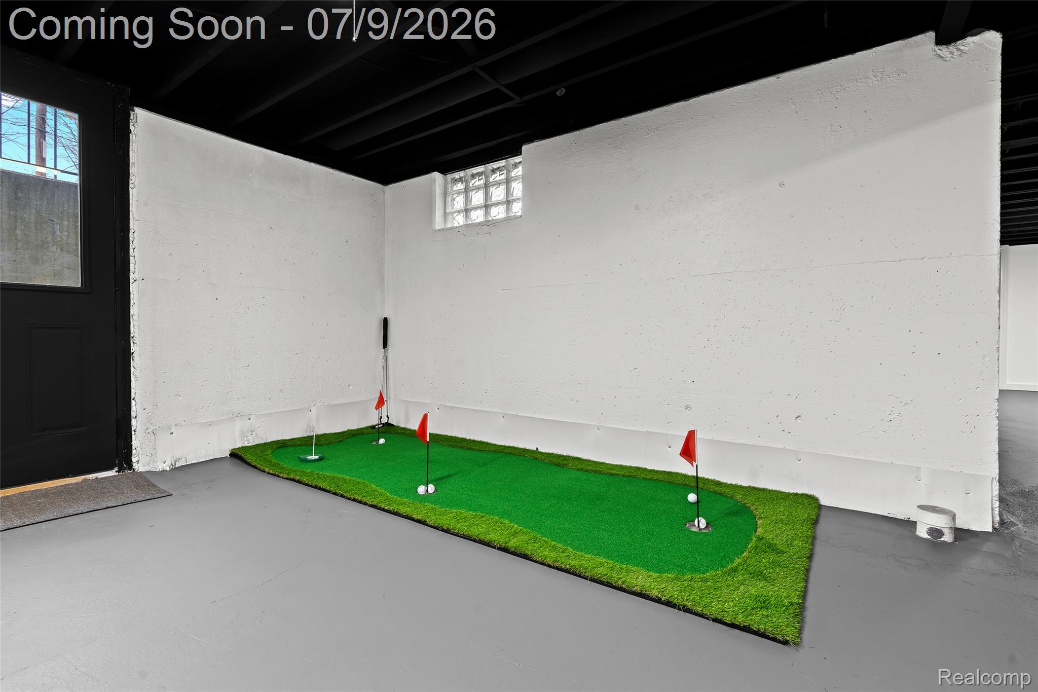 2566 Harrington Road Rochester, MI 48307 - Photo 55 of 64 Basement game area
