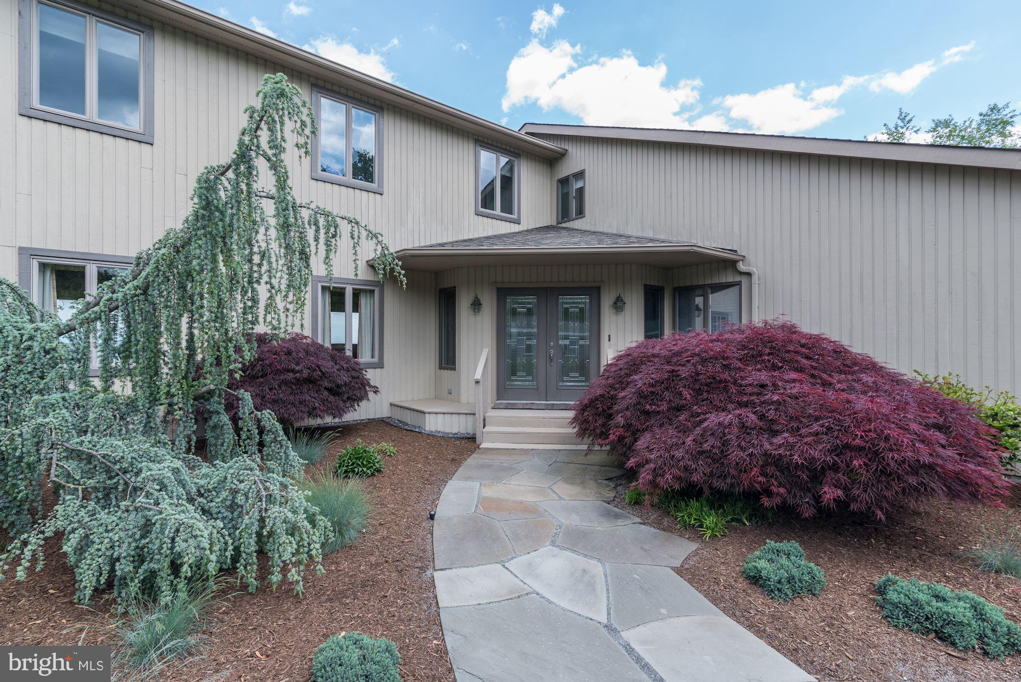 2133 Beach Haven Road Annapolis, MD 21409 - Photo 7 of 40 Entry Porch and Professional Landscaping