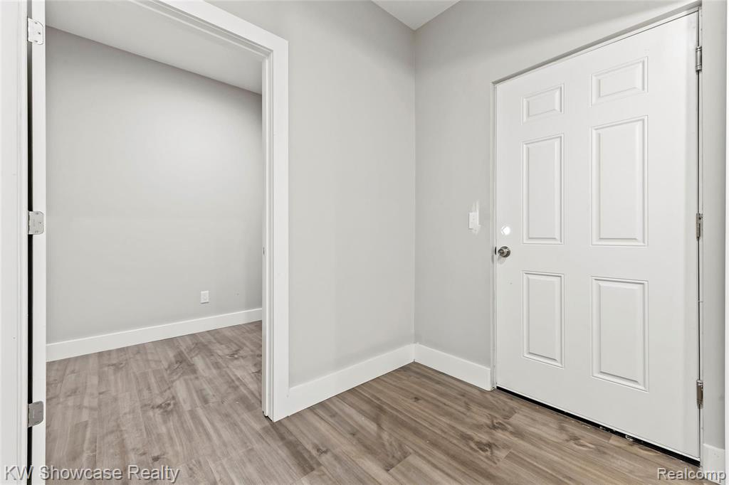 7661 East Highland Road Howell, MI 48855 - Photo 32 of 47