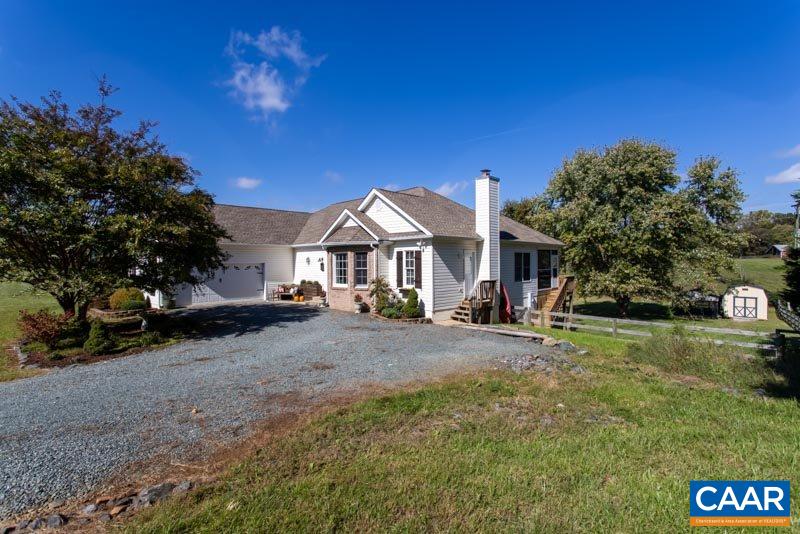 2637 Bybees Church Road Palmyra, VA 22963 - Photo 2 of 50 a front view of a house with a yard
