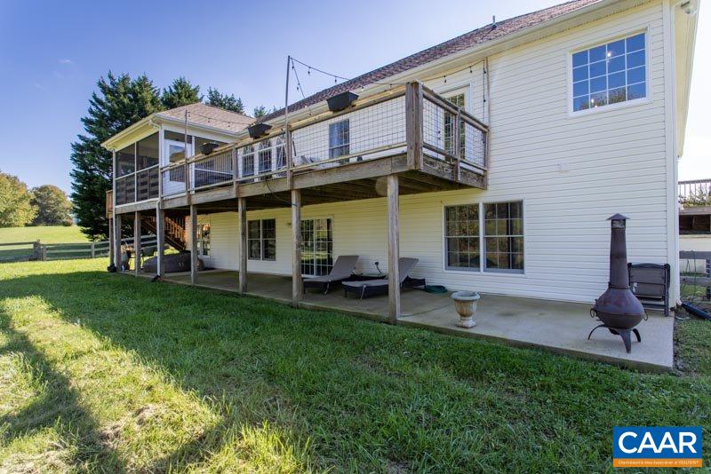 2637 Bybees Church Road Palmyra, VA 22963 - Photo 5 of 50 a view of a house with a yard porch and sitting area