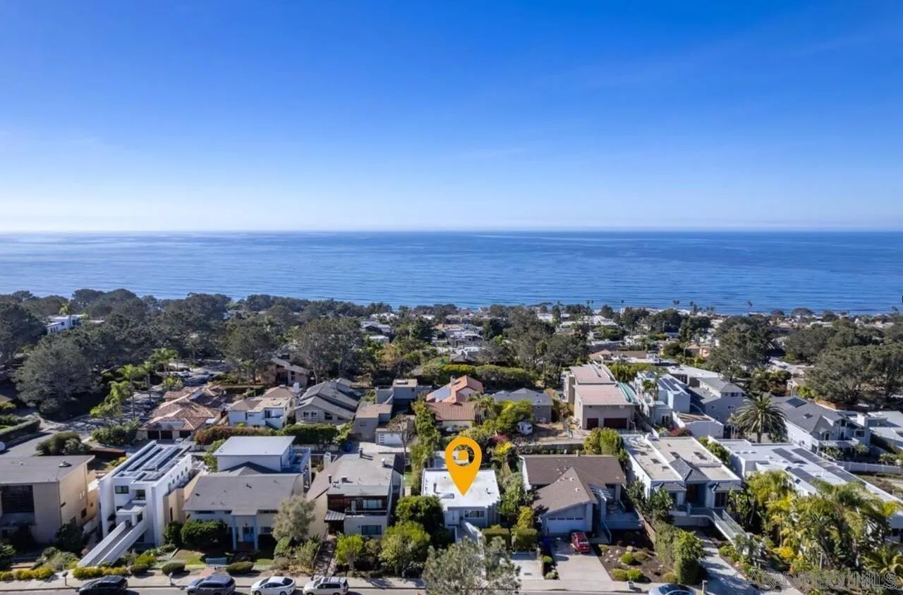 13726 Pine Needles Drive Del Mar, CA 92014 - Photo 5 of 70 an aerial view of a city