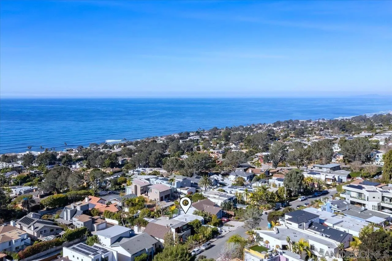 13726 Pine Needles Drive Del Mar, CA 92014 - Photo 69 of 70 an aerial view of residential building and ocean