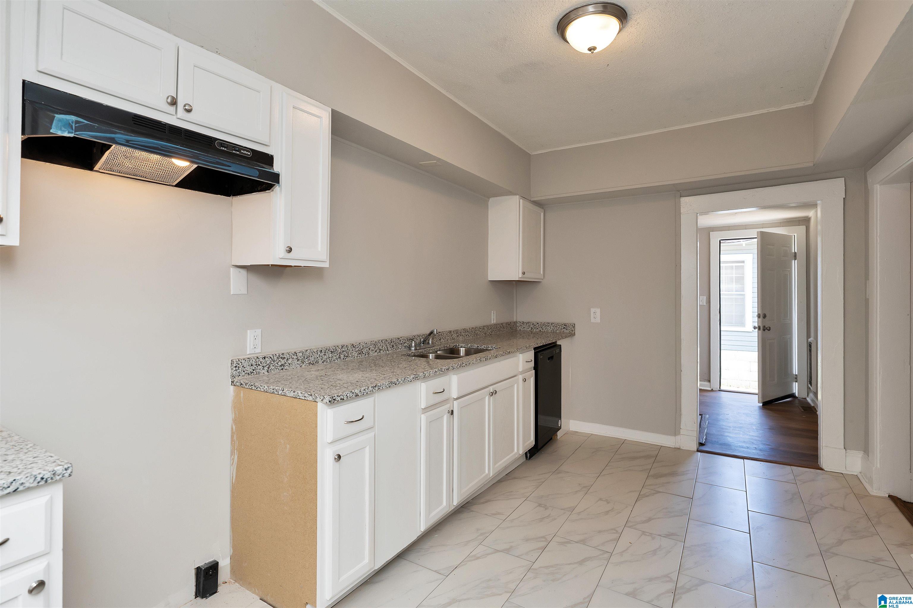 1716 Exeter Avenue Bessemer, AL 35020 - Photo 14 of 19