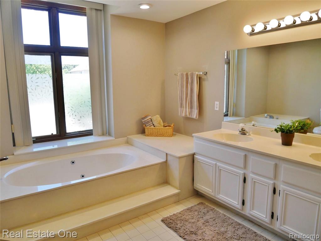 3661 Merriweather Lane Rochester Hills, MI 48306 - Photo 16 of 26