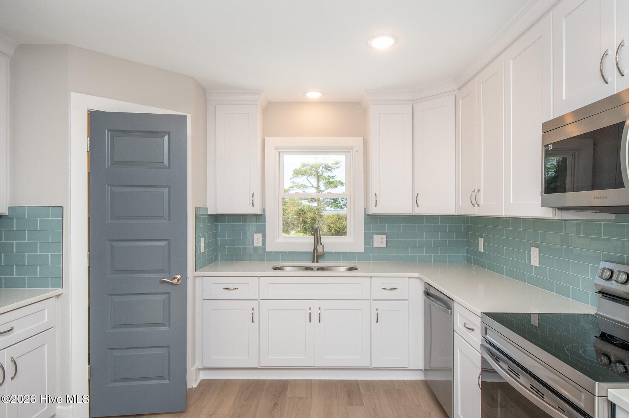 110 Fir Ridge Lane Beaufort, NC 28516 - Photo 6 of 30 110 FIR RIDGE (4)