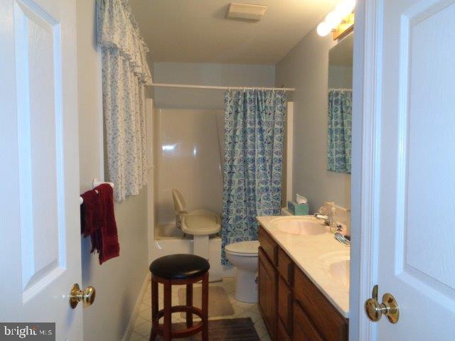 2038 West Trindle Road Carlisle, PA 17013 - Photo 15 of 22 Gallery Image 15