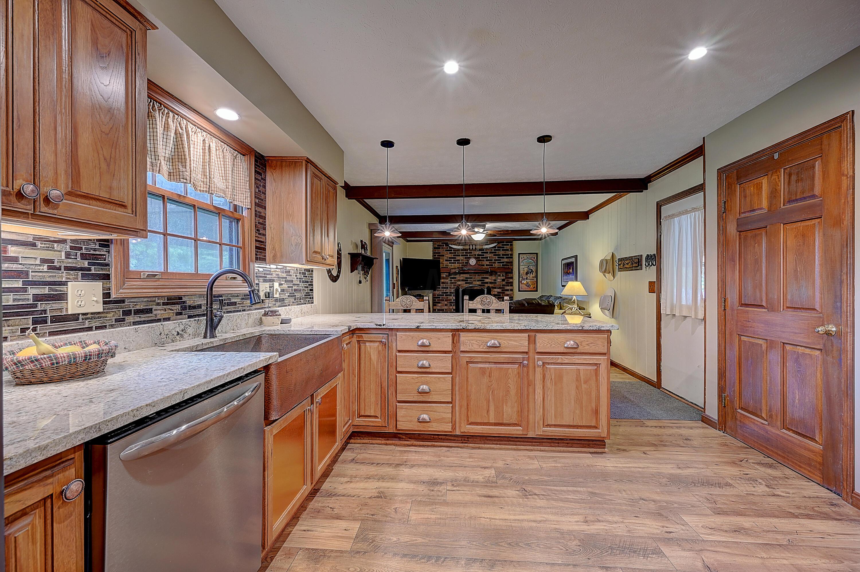 5111 Patrick Road Sunbury, OH 43074 - Photo 9 of 54 Gallery Image 9