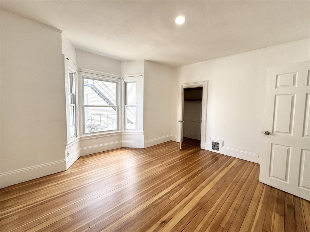 56 Pinckney Street, Unit 2 Somerville, MA 02145 - Photo 10 of 19