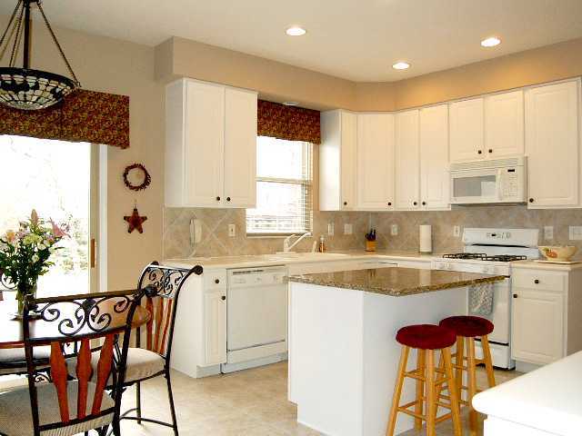 404 Village Ridge Drive Powell, OH 43065 - Photo 7 of 23