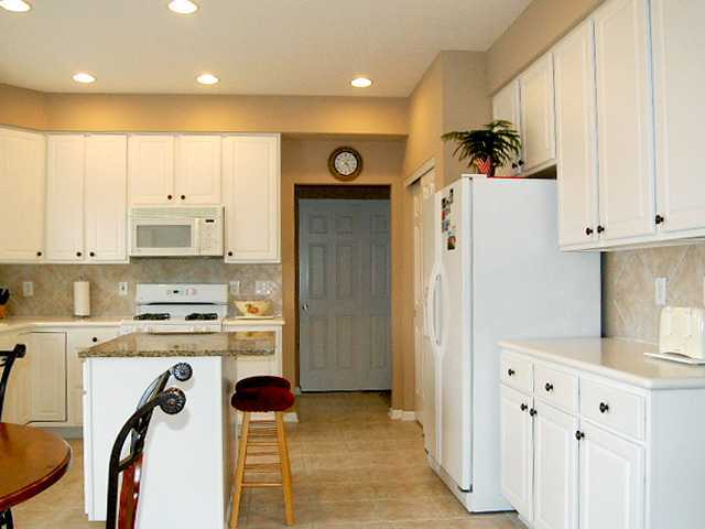 404 Village Ridge Drive Powell, OH 43065 - Photo 8 of 23