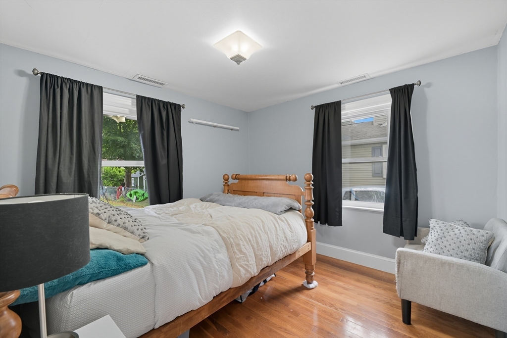 14 Frances Road Woburn, MA 01801 - Photo 16 of 31 Gallery Image 16