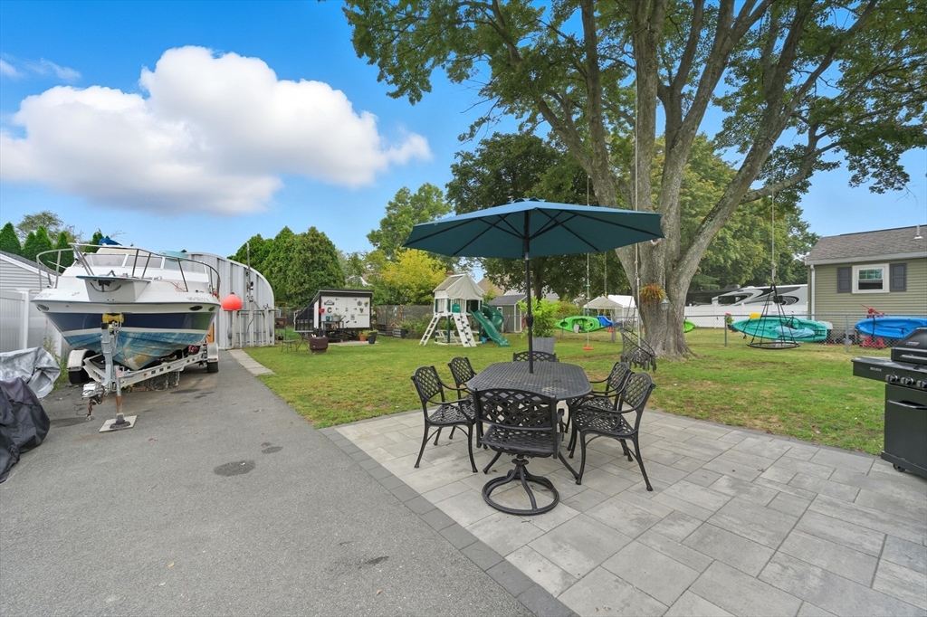 14 Frances Road Woburn, MA 01801 - Photo 25 of 31 Gallery Image 25