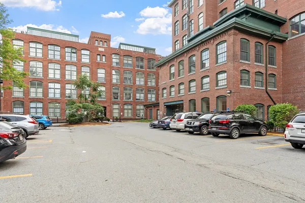 $345,000 | 200 Market Street, Unit 619, Lowell, MA 01852