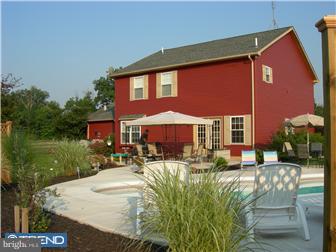 595 Scott Road Pipersville, PA 18947 - Photo 5 of 10 Exterior Back