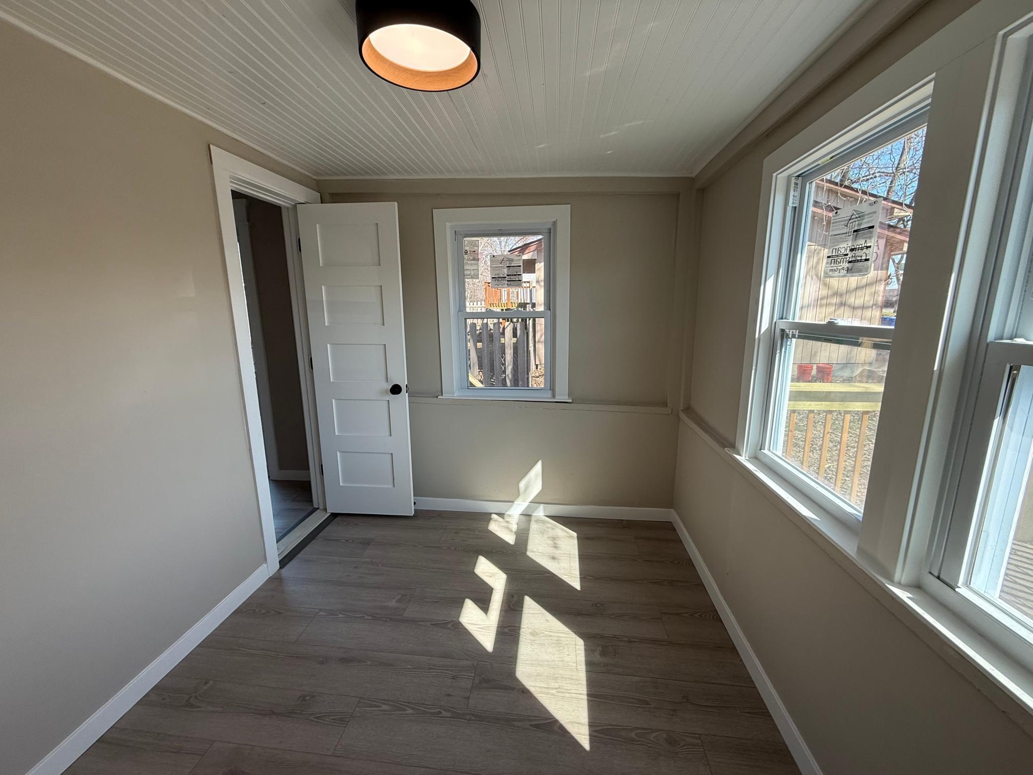 1603 Hudson Road St. Paul, MN 55106 - Photo 17 of 34