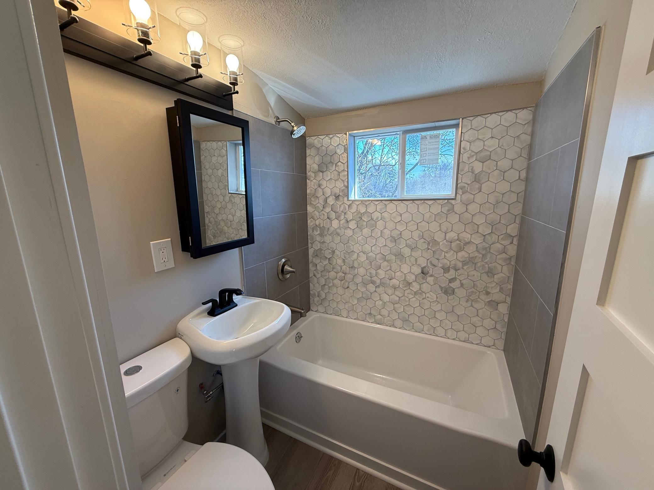 1603 Hudson Road St. Paul, MN 55106 - Photo 19 of 34