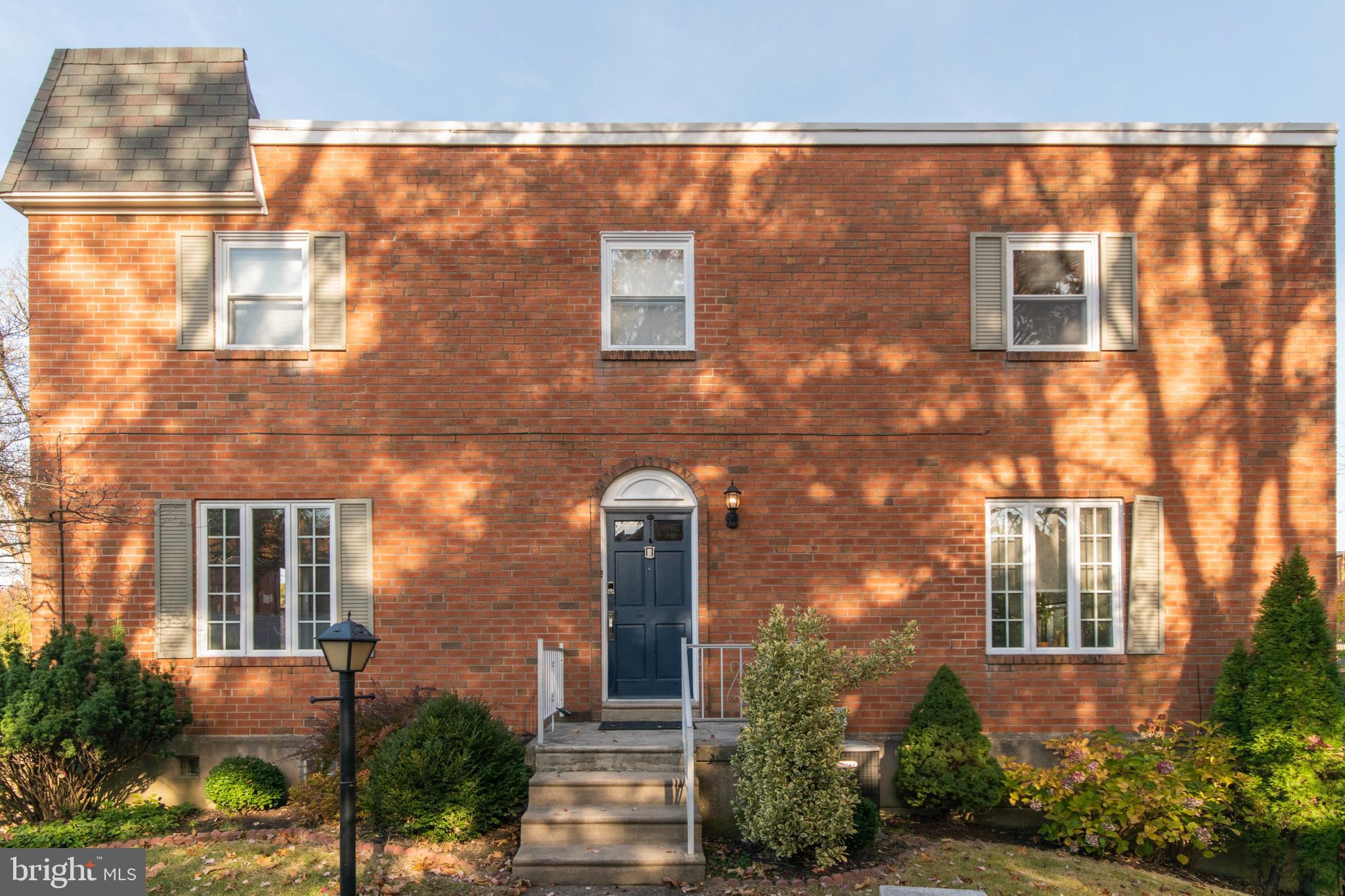 107 Rennard Terrace Philadelphia, PA 19116 - Photo 2 of 35 Gallery Image 2